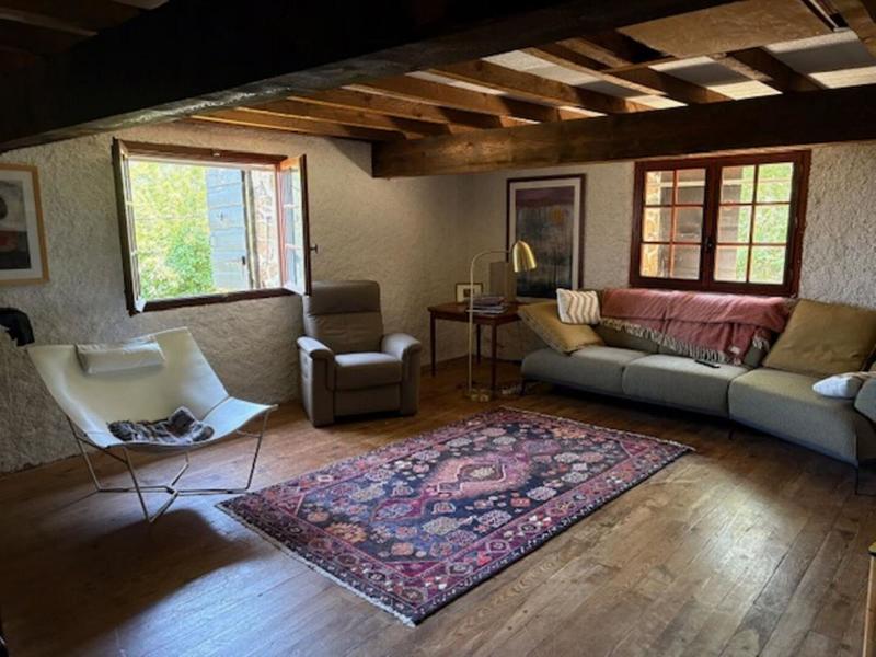 Propriété - 240 m² - 6 pièces