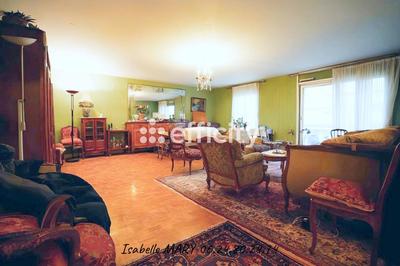 Appartement - 100 m² - 4 pièces