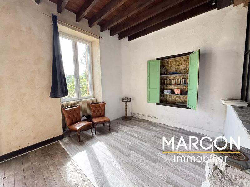 Maison de village - 185 m² - 9 pièces