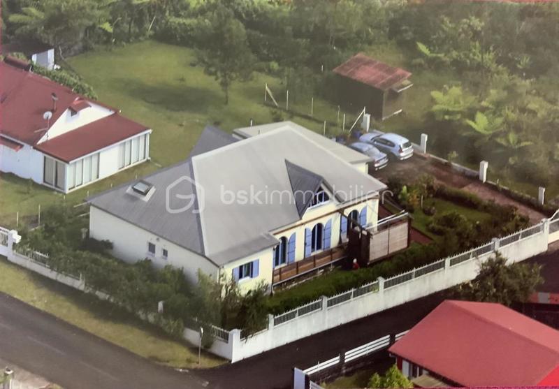 Maison - 210 m² - 5 pièces