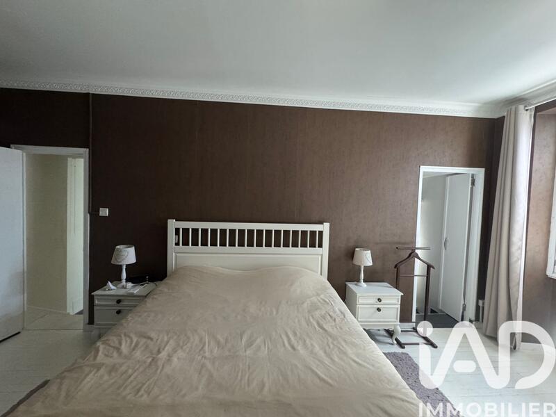 Maison - 185 m² - 7 pièces