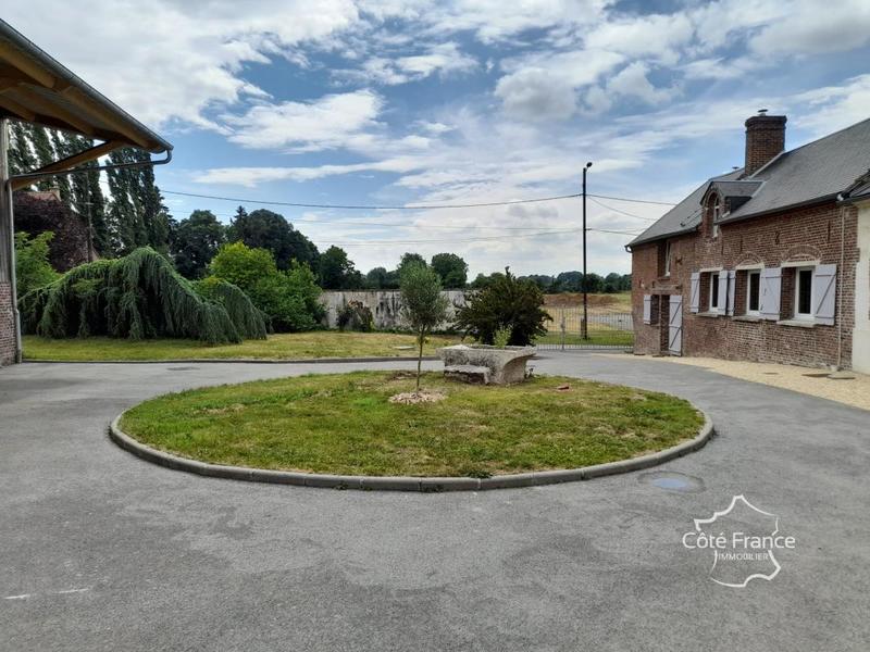 Propriété - 200 m² - 6 pièces