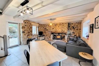 Maison - 162 m² - 8 pièces