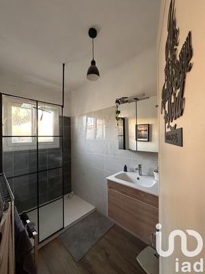 Maison - 186 m² - 8 pièces