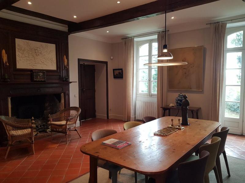 Maison de maîtres - 330 m² - 7 pièces
