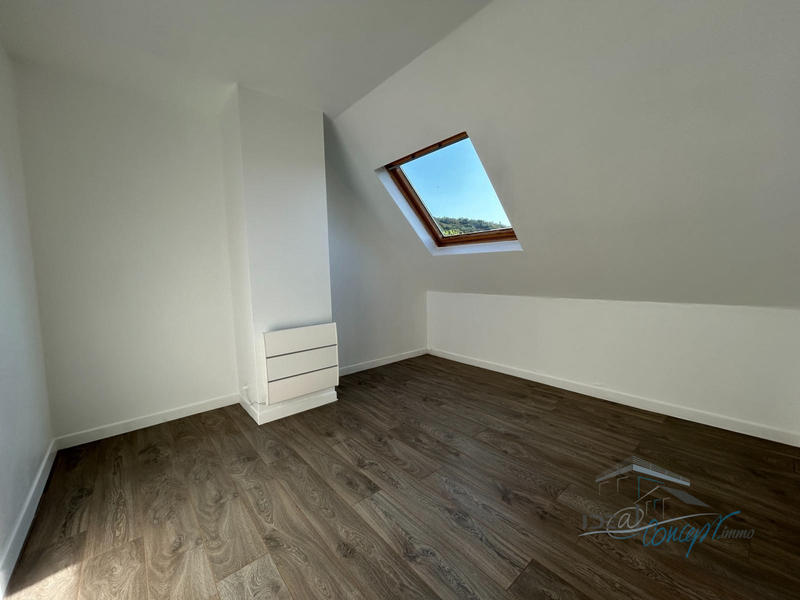 Appartement - 80 m² - 4 pièces