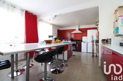 Appartement - 100 m² - 3 pièces