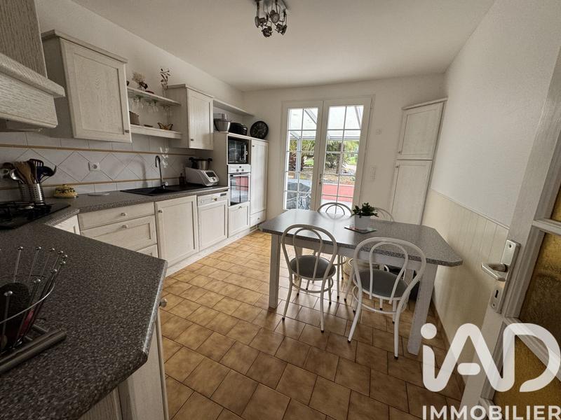 Maison - 102 m² - 4 pièces