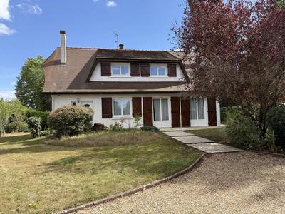 Maison - 142 m² - 7 pièces