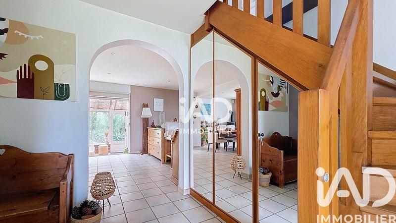 Maison - 206 m² - 8 pièces