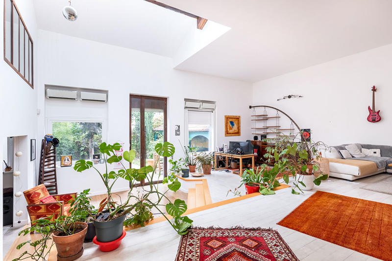 Appartement - 219 m² - 5 pièces