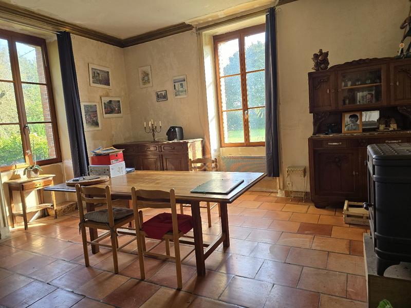 Maison - 232 m² - 11 pièces