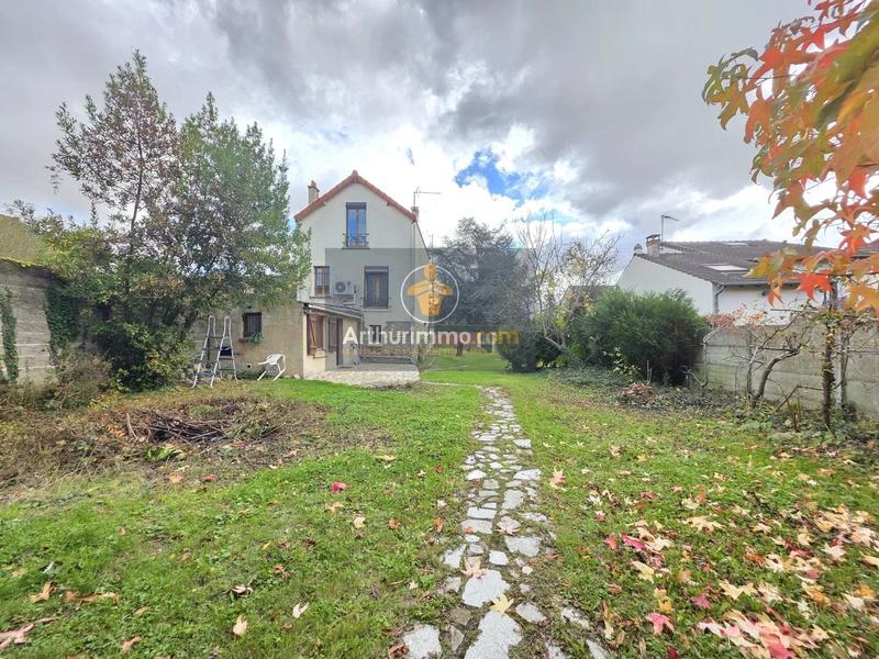 Maison - 101 m² - 6 pièces