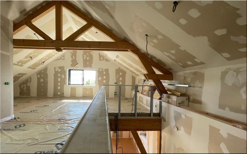 Maison en pierre - 341 m² - 12 pièces