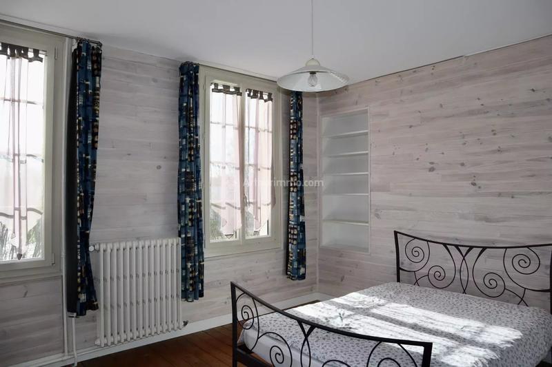 Maison - 520 m² - 17 pièces