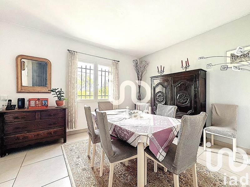 Maison - 186 m² - 9 pièces