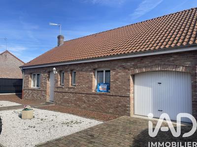 Maison - 90 m² - 5 pièces