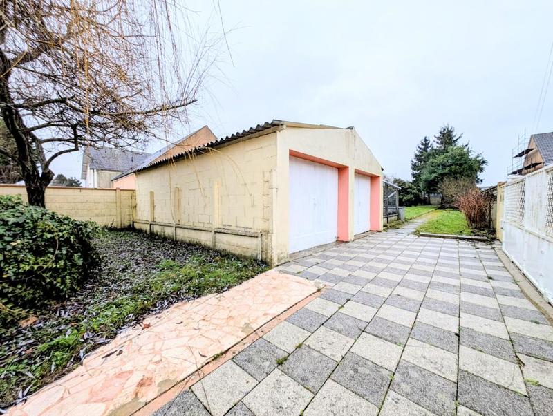 Maison - 99 m² - 5 pièces