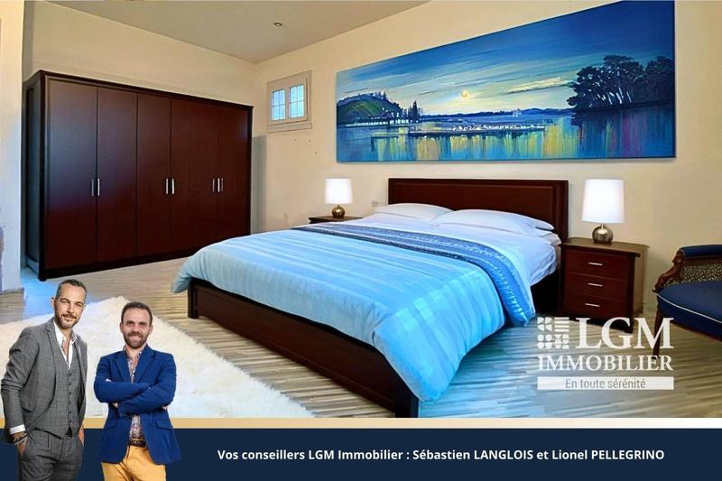 Maison - 170 m² - 6 pièces