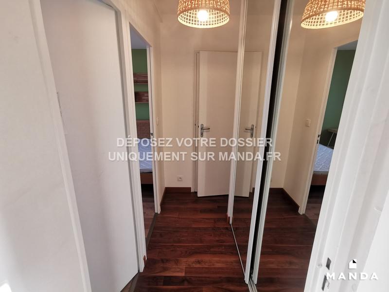Chambre - 10 m² - 4 pièces