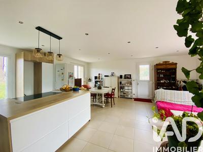 Maison - 115 m² - 6 pièces