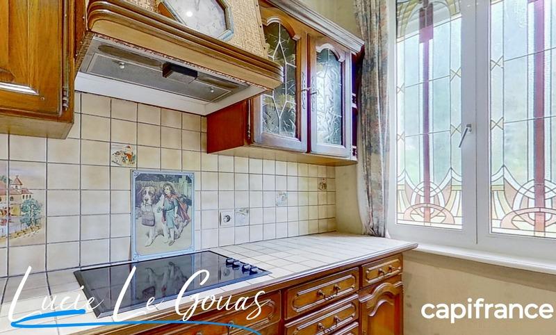 Demeure - 181 m² - 8 pièces