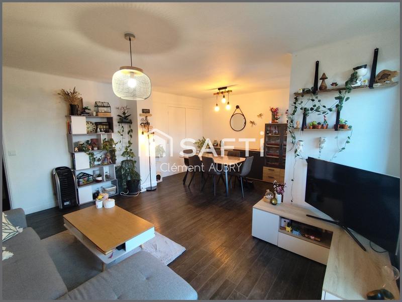 Appartement - 85 m² - 5 pièces