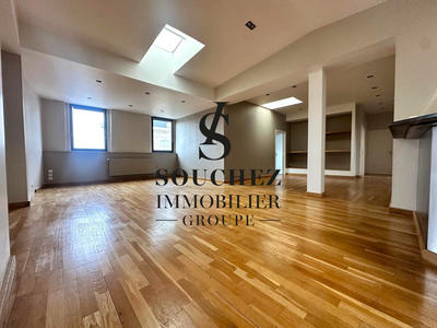 Appartement - 148 m² - 6 pièces