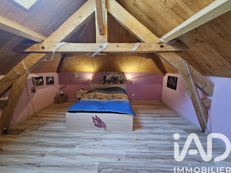 Maison - 350 m² - 12 pièces