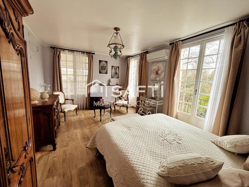 Maison - 205 m² - 6 pièces