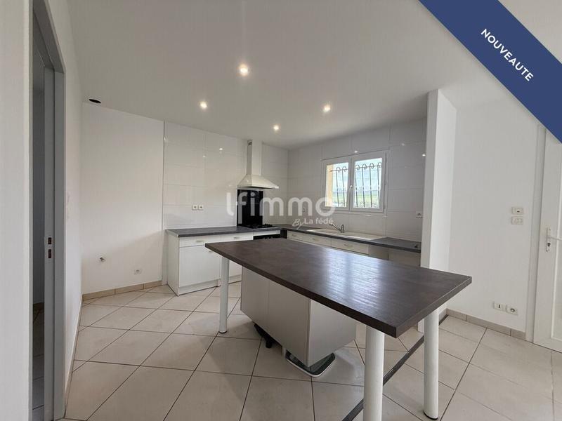 Maison - 107 m² - 4 pièces
