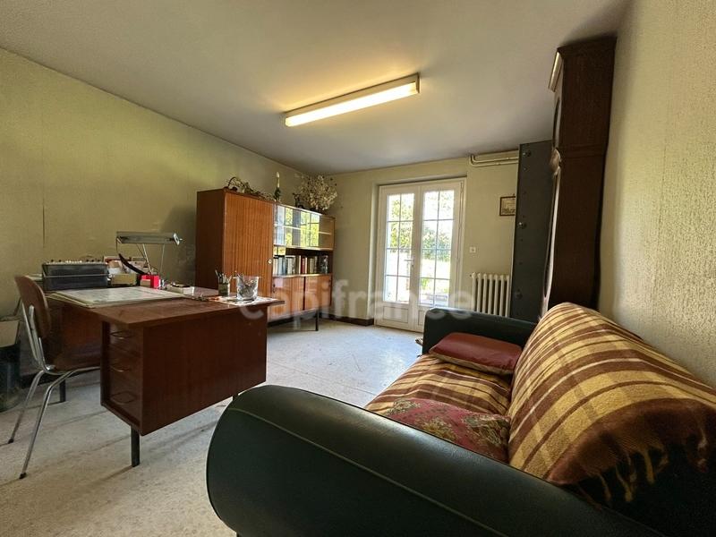Maison - 252 m² - 7 pièces