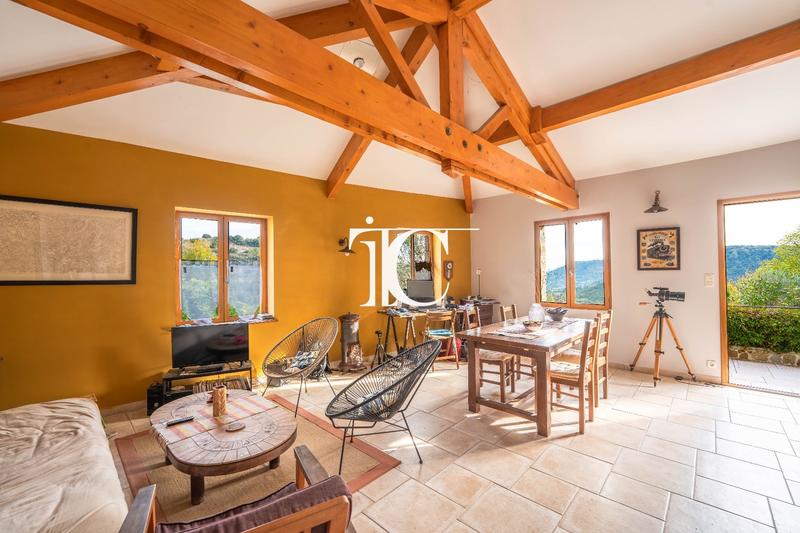 Maison - 118 m² - 3 pièces