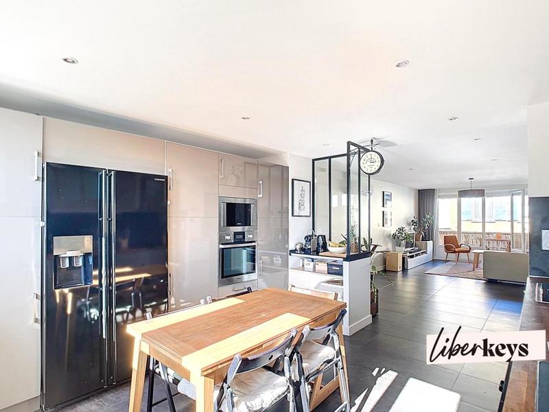 Appartement - 79 m² - 3 pièces