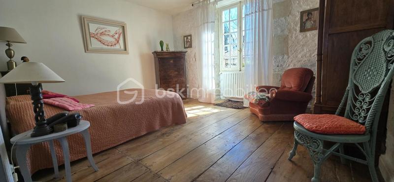 Demeure - 268 m² - 8 pièces