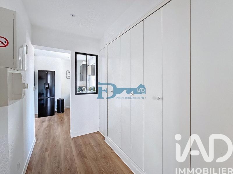 Studio - 40 m² - 1 pièce