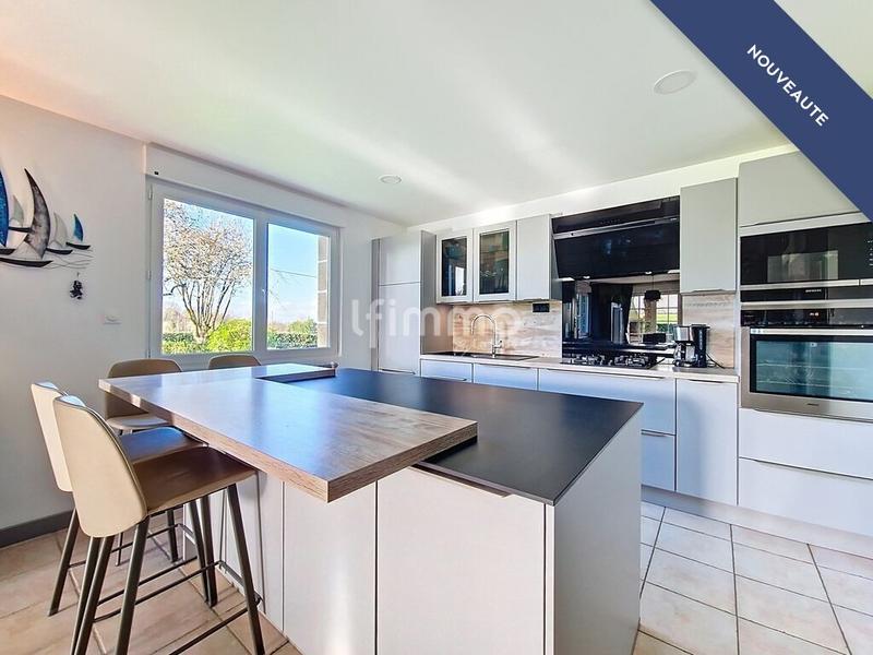 Maison - 140 m² - 6 pièces