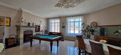 Maison - 200 m² - 6 pièces