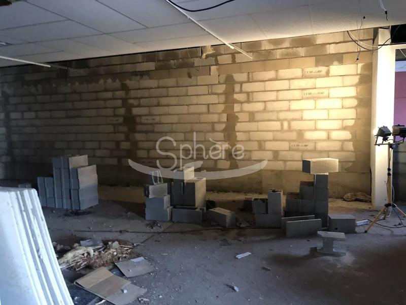 Local commercial - 350 m² - 1 pièce