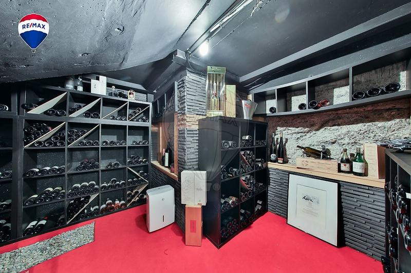 Maison - 179 m² - 6 pièces