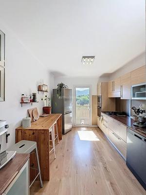 Appartement - 75 m² - 3 pièces