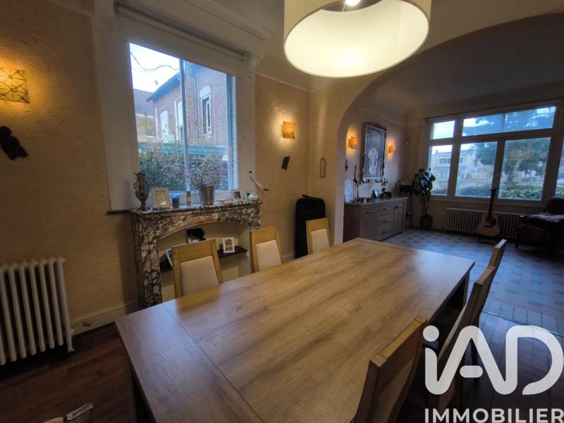 Maison - 287 m² - 12 pièces