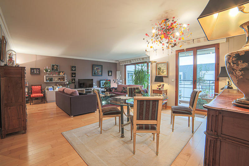 Appartement - 117 m² - 4 pièces