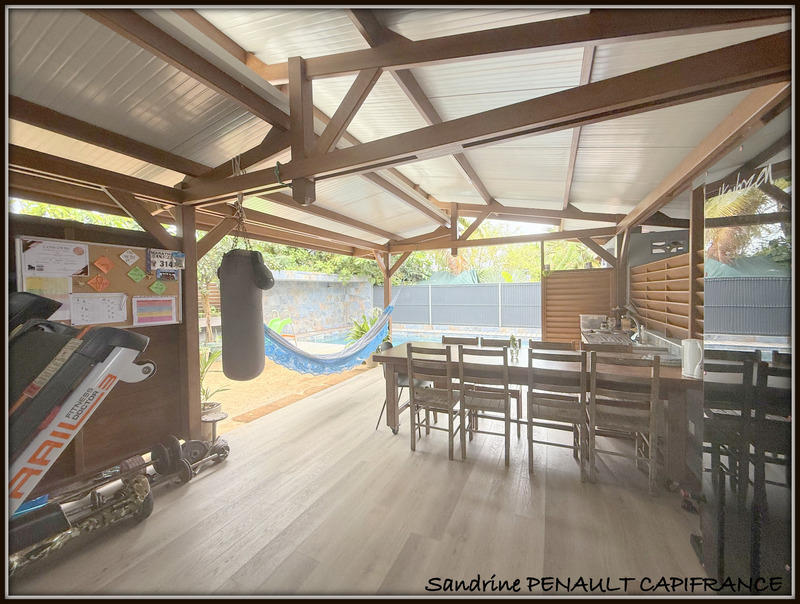 Maison d'architecte - 246 m² - 7 pièces