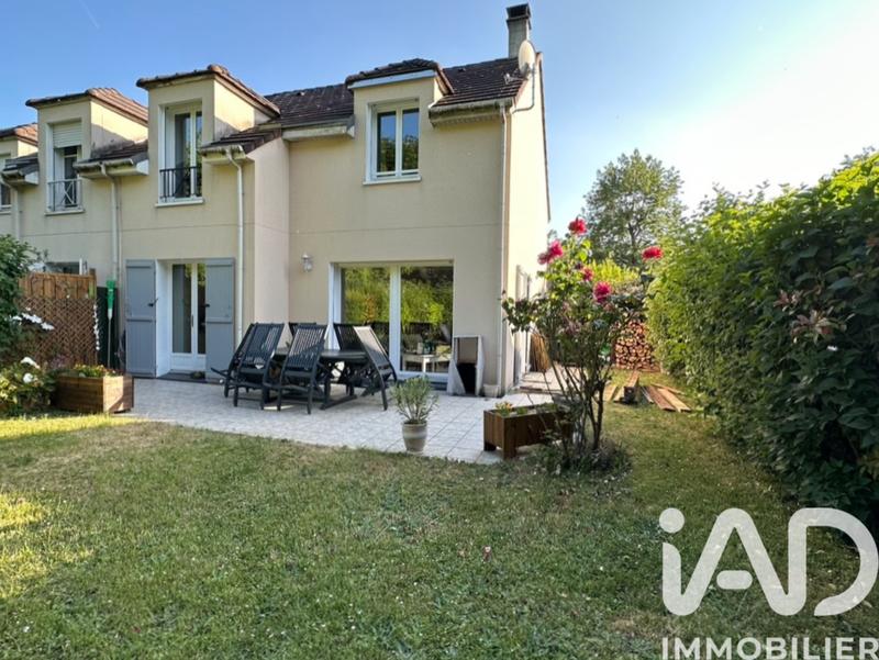Maison - 95 m² - 6 pièces
