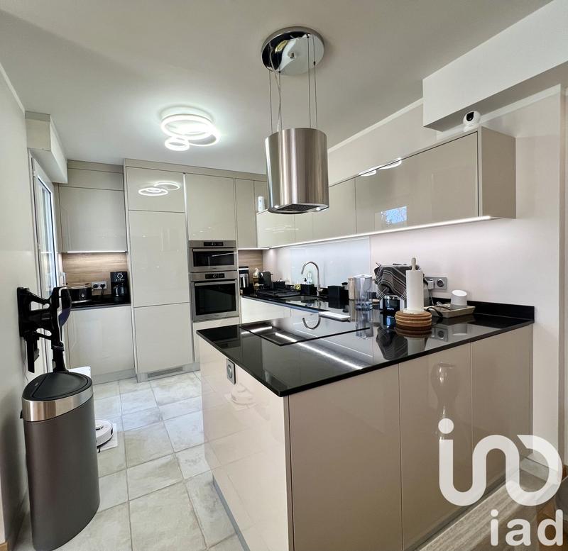 Appartement - 77 m² - 3 pièces