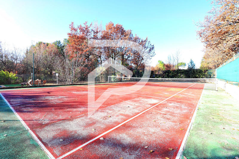 Villa - 137 m² - 6 pièces