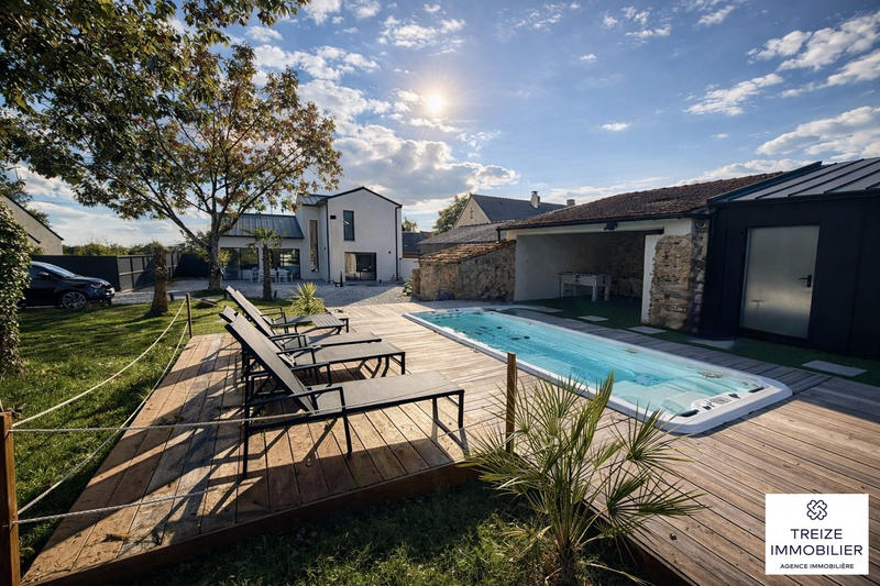 Villa - 181 m² - 5 pièces