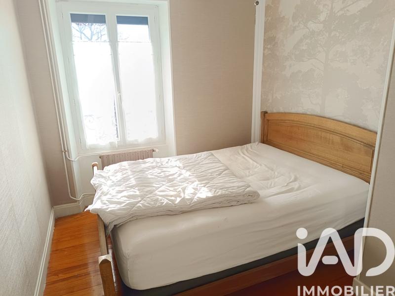 Maison - 265 m² - 9 pièces