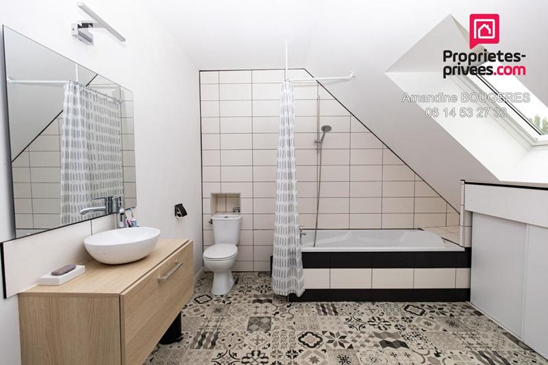 Maison - 140 m² - 6 pièces